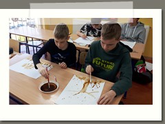 Przepis na farbę kawową w klasach 6 a i b