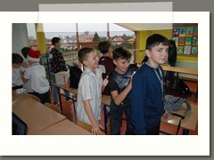 Spotkanie wigilijne i dekorowanie pierników w klasie 6 a