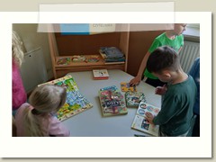 W szkolnej bibliotece