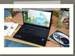 Motylki poznaja świat dinozaurów