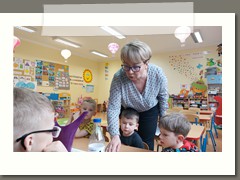 Eksperymentujemy i dowiadczamy w grupie Sówki